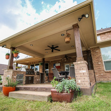 Workshop and Patio Cover with Outdoor Kitchen: Rosenberg, TX
