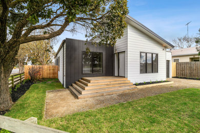 This is an example of a contemporary exterior in Geelong.