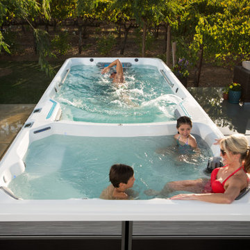 Endless Pools® E2000 Swim Spa