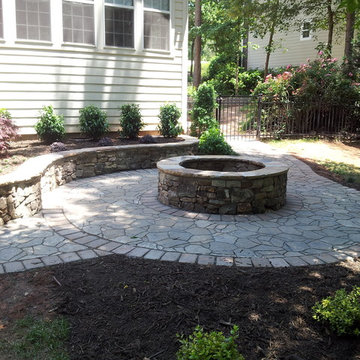 Natural Stone Retaining Wall & Fire Pit with Belgard Paver