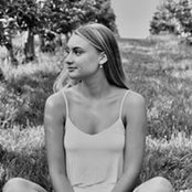 Anika Olson's photo