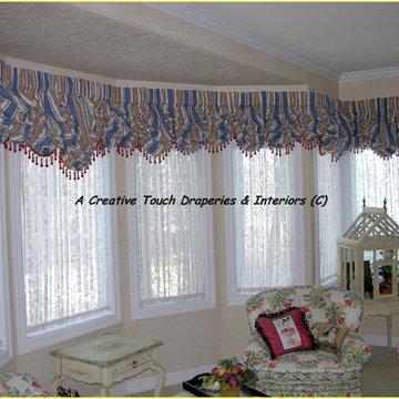 Bay window balloon Valances