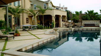 modern tuscan dramatic pool, outdoor living room,
