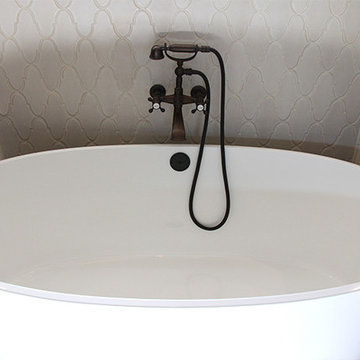 Los Serranos Master Bathroom