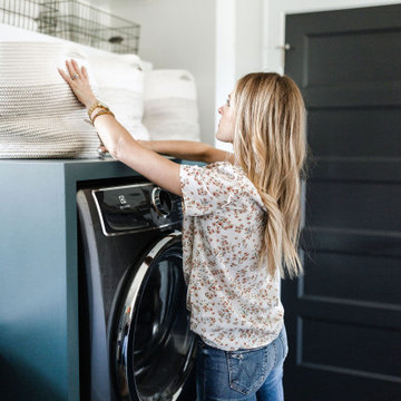 Middleville Mod Farm - Laundry Room