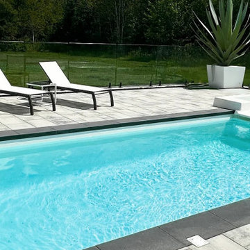 FIBERGLASS POOLS