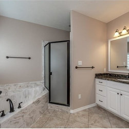 800 Bethpage Ct - Products