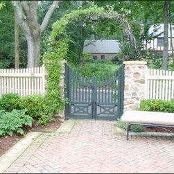 Verde Green Chestnut Hill Gate - Outdoor Products