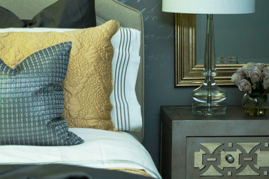 Bedroom - transitional bedroom idea in Atlanta
