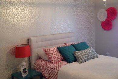Trendy home design photo in Toronto