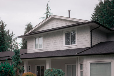 Craftsman exterior home idea in Vancouver