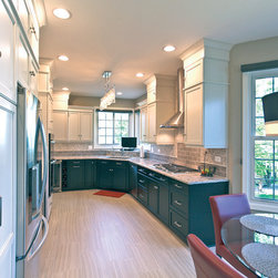 Mouser Cabinetry - Kitchen Cabinetry