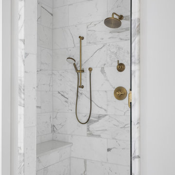 Timeless Master Bathroom in Colleyville
