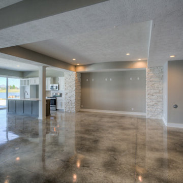 1.5-story custom Brandenburg - modern finishes