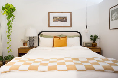 Bedroom - bedroom idea in Denver