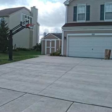 Dan L's Pro Dunk Gold Basketball System on a 30x24 in Aurora, IL