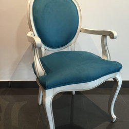 THE SITTING COLLECTION - GIOVANI - Armchairs And Accent Chairs