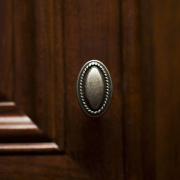 Top Knobs Cabinet & Bath Hardware