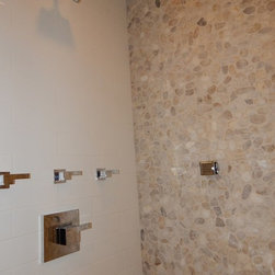 Hamptons Dream Home - Showerheads And Body Sprays