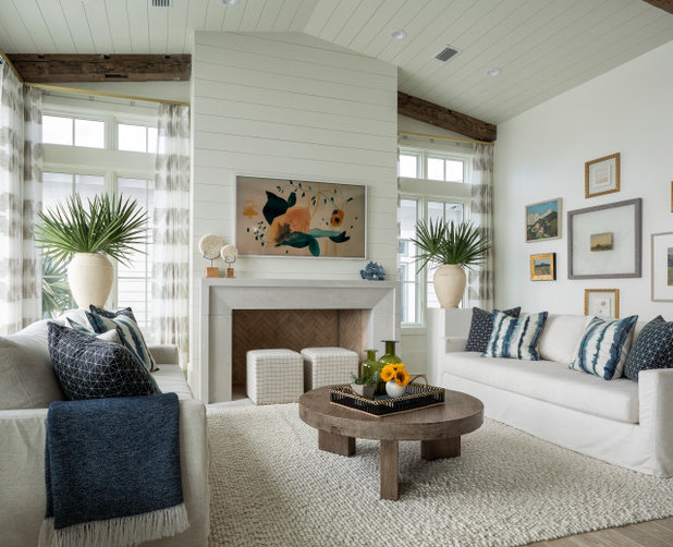 Beach Style Living Room by Geoff Chick & Associates