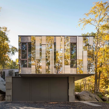 Invisible House