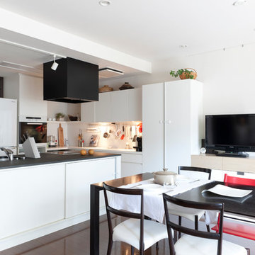Home Kitchens/01 SH House