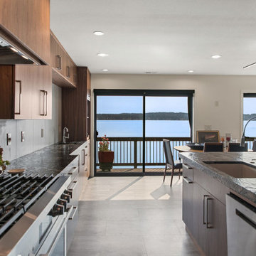 Bremerton, Washington Kitchen & Bathroom Remodel