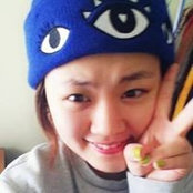 Elly Songs foto
