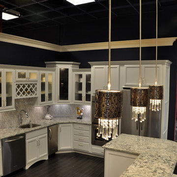 Dove White/Praa sands display