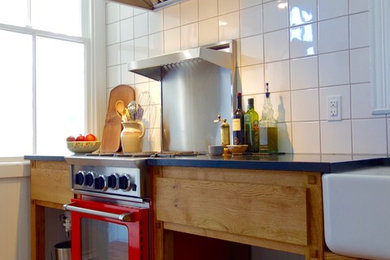 Example of a danish kitchen design in San Francisco
