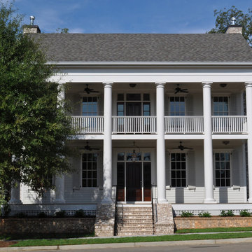 260 Woodbury Way