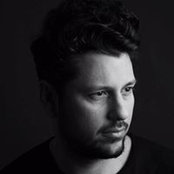 Yuval Shoham's photo