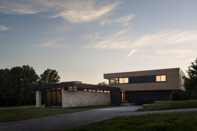 Inspiration for a modern exterior home remodel in Kansas City
