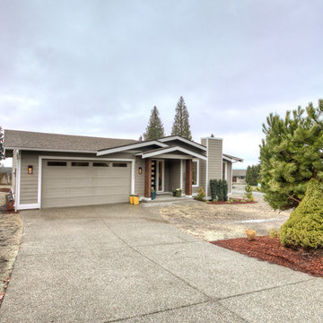 Exterior of Marine Hills Home with Garage