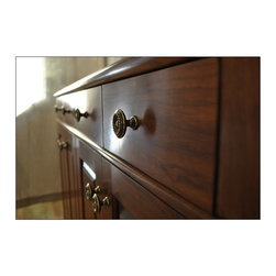 Traditional Cherry Bar - Furniture