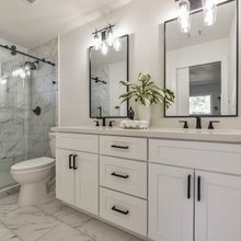 Hans bathroom