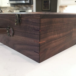 Walnut Box with Dividers - Jewelry Boxes And Organizers