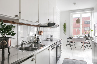 Design ideas for a traditional kitchen in Stockholm.