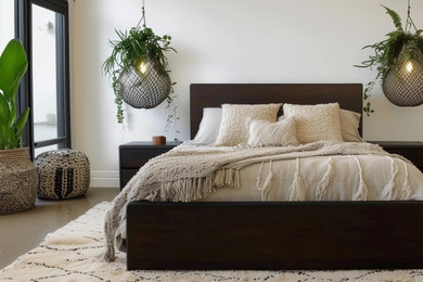 Plymouth Bed & Bedside Tables in Black Oak