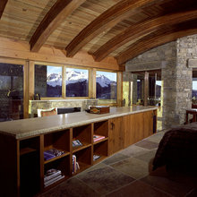 Barrel roof and ceiling