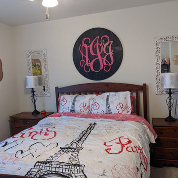 Paris Themed Kid's Bedroom