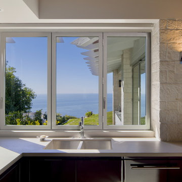 Rolling Hills Residence