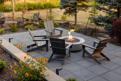 Design ideas for a transitional landscaping.