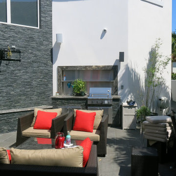 Patio with Royal Black Unitek Natural Stone Panels