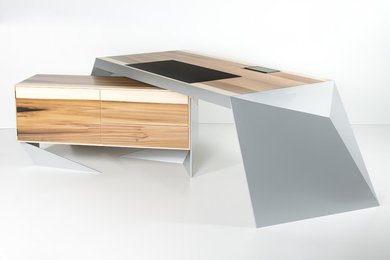 Handle-It Desk