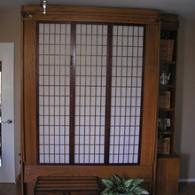 Oriental Murphy Bed With Soji Screen