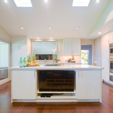 Honolulu Kitchen and Entertainment Center
