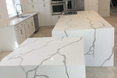 Minimalist home design photo in Houston