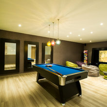 dancing bear game room