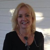Paula Abbott's photo